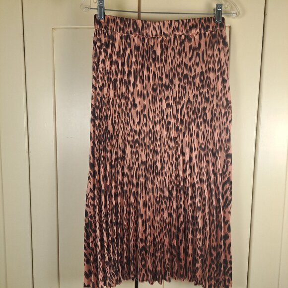 PEYTON JENSEN Pleated Animal Print Salmon Pink Black Midi Skirt Silky Size Small - Picture 5 of 9